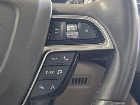 Used 2020 Lincoln Nautilus Reserve image 29