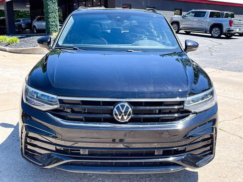 Used 2024 Volkswagen Tiguan SE R-Line FWD image 7
