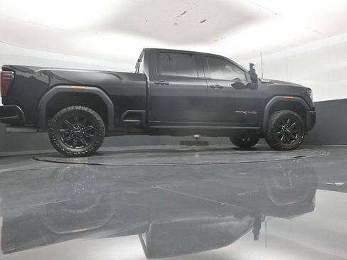 Used 2024 GMC Sierra 2500 AT4 w/ AT4 Premium Plus Package AWD/4WD image 46