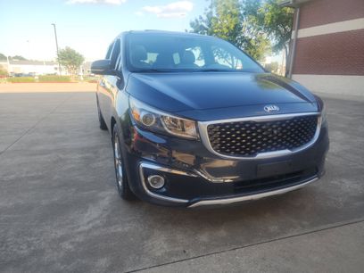 Used 2015 Kia Sedona SX Limited w/ SXL Technology Package
