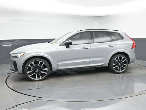Used 2024 Volvo XC60 B5 Ultimate w/ Protection Package Premier AWD/4WD image 6