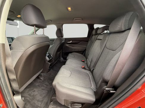 Used 2020 Hyundai Santa Fe SE w/ Cargo Package image 8