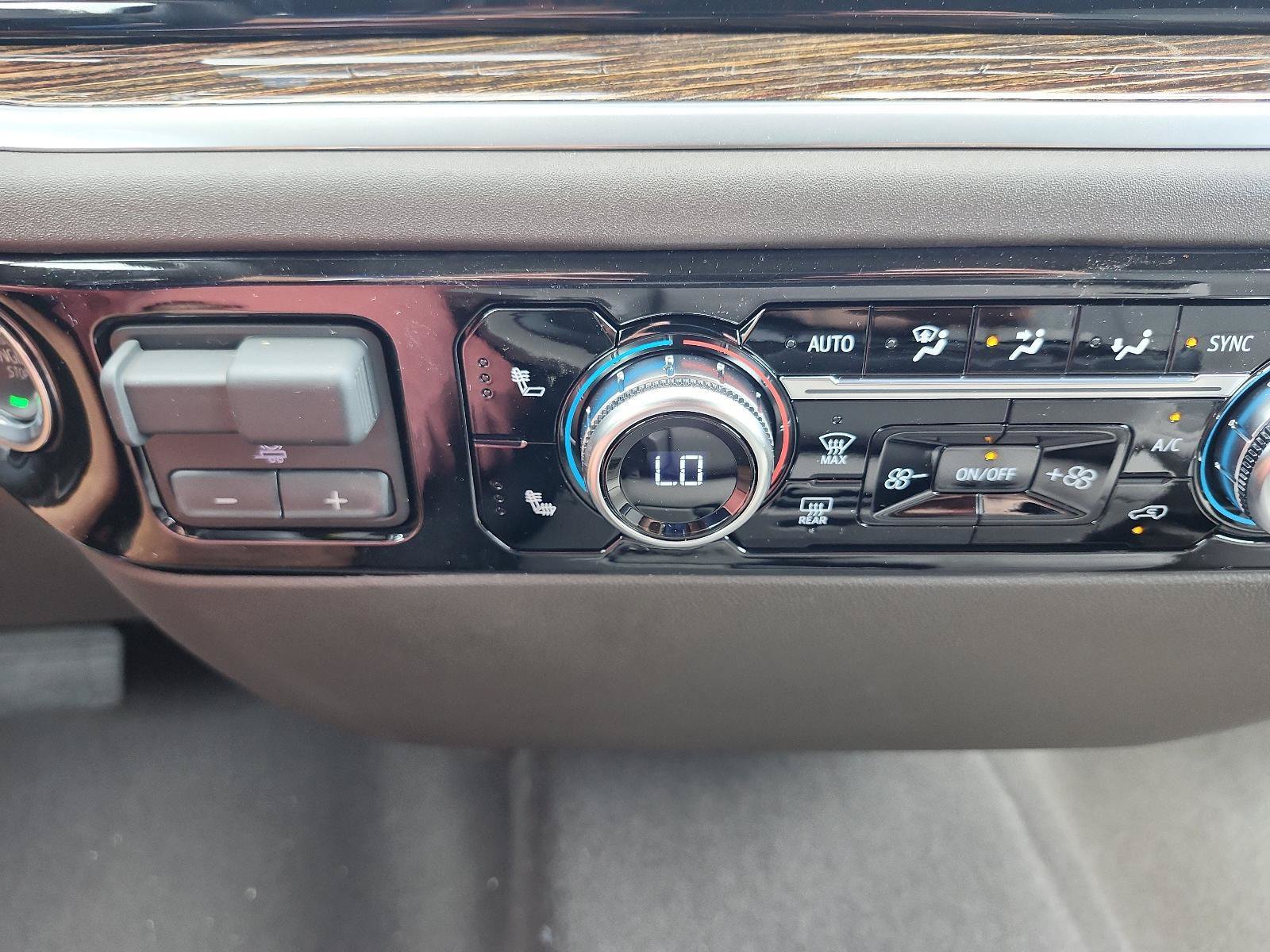New 2026 GMC Sierra 1500 SLE AWD/4WD image 16