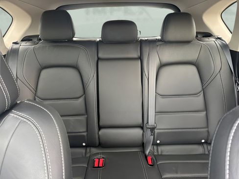 Used 2025 MAZDA CX-5 AWD 2.5 S w/ Preferred Package image 13