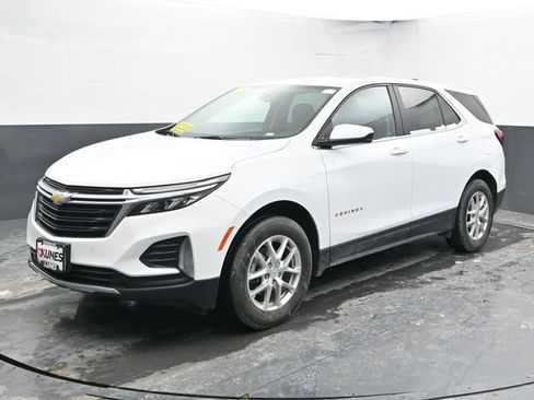 Used 2024 Chevrolet Equinox LT image 6