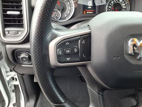 Used 2024 RAM 2500 Tradesman w/ Chrome Appearance Group image 14