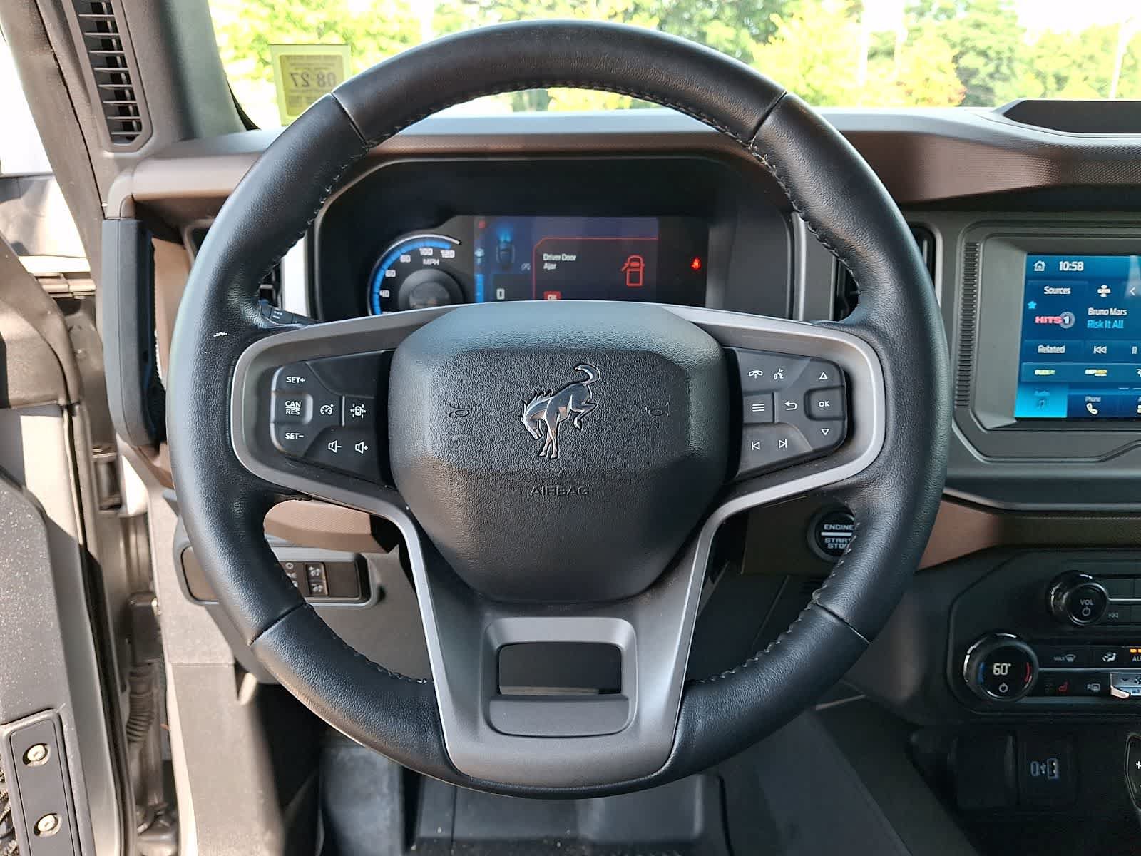 Used 2023 Ford Bronco Outer Banks AWD/4WD image 21