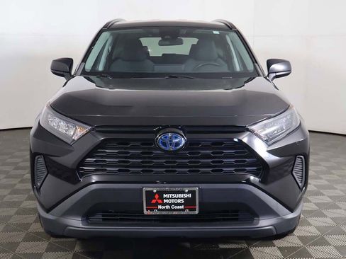 Used 2022 Toyota RAV4 LE AWD/4WD image 8