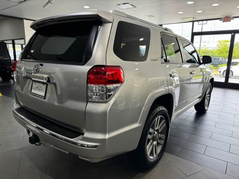 Used 2012 Toyota 4Runner Limited AWD/4WD image 5