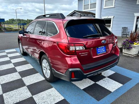 Used 2019 Subaru Outback 2.5i Premium AWD/4WD image 3
