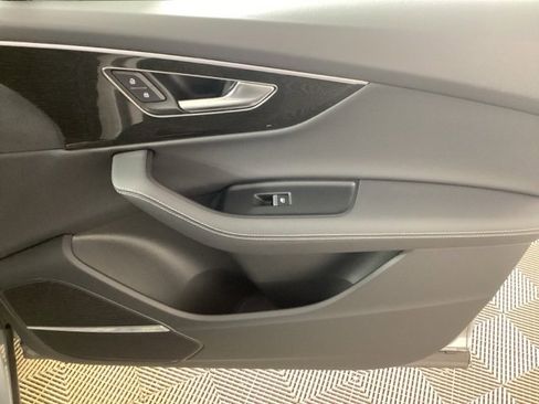 Certified 2025 Audi Q7 3.0T Premium Plus w/ Premium Plus Package image 21