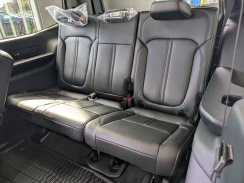 New 2026 Jeep Grand Wagoneer Limited image 27