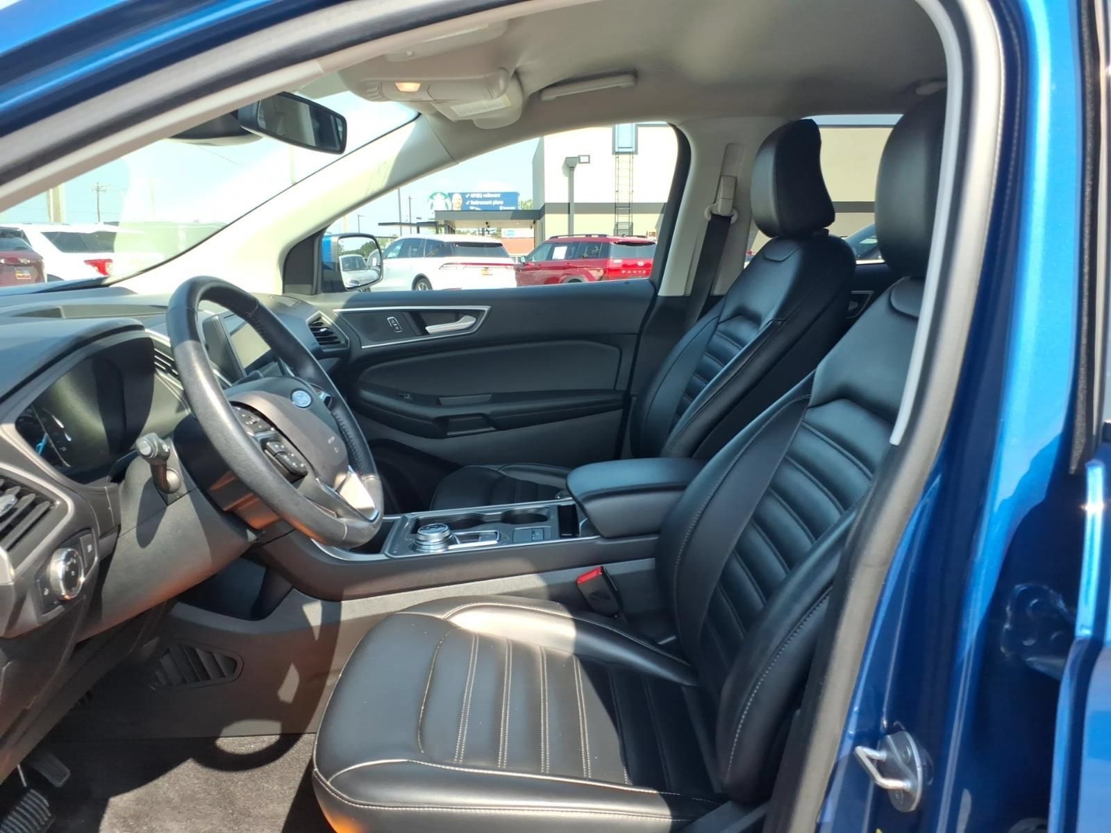Used 2024 Ford Edge SEL AWD/4WD image 8