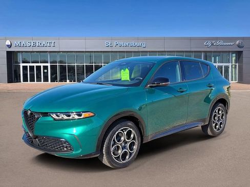 New 2025 Alfa Romeo Tonale AWD/4WD image 2