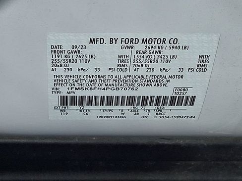 Used 2023 Ford Explorer Limited AWD/4WD image 26