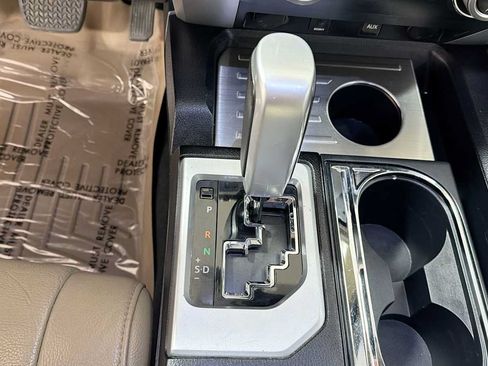 Used 2017 Toyota Tundra Limited w/ Limited Premium Package AWD/4WD image 22