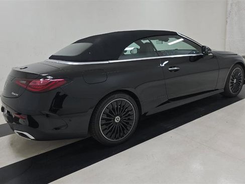 Used 2024 Mercedes-Benz CLE 450 4MATIC Cabriolet w/ Night Package image 4