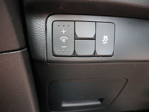 Used 2018 Kia Soul FWD image 23