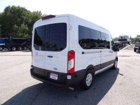 Used 2024 Ford Transit 350 XLT RWD image 7