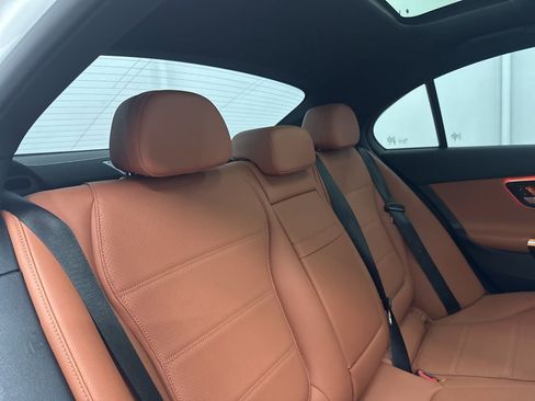 Used 2025 Mercedes-Benz C 300 Sedan image 26