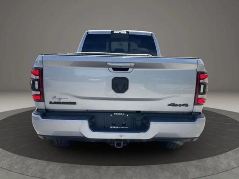 Used 2019 RAM 2500 Laramie w/ Night Edition AWD/4WD image 8
