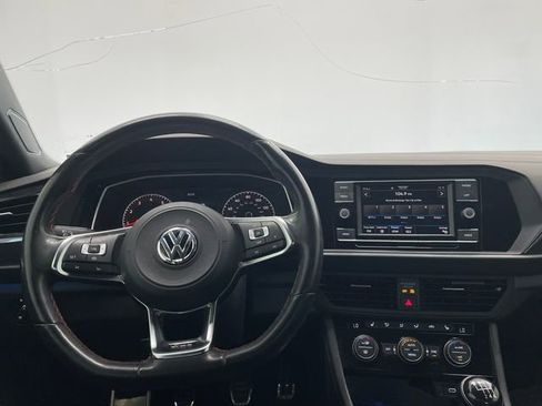 Used 2021 Volkswagen Jetta GLI FWD image 3