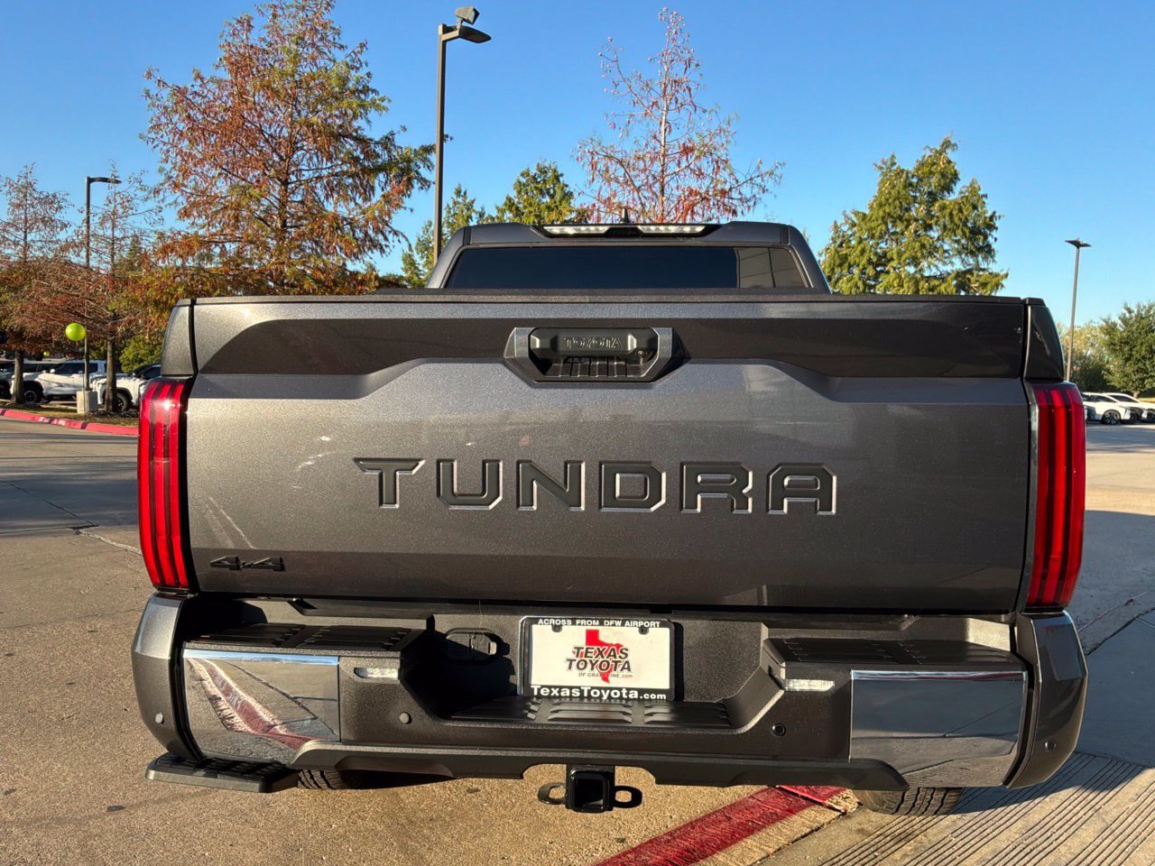 Used 2025 Toyota Tundra SR5 w/ TRD Off-Road Package AWD/4WD image 7