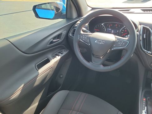 Used 2024 Chevrolet Equinox RS FWD image 11