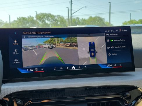 New 2026 BMW 330i Sedan w/ Premium Package image 19