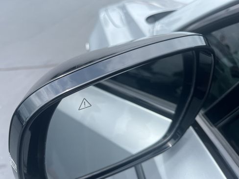Used 2022 Kia Sorento SX FWD image 9