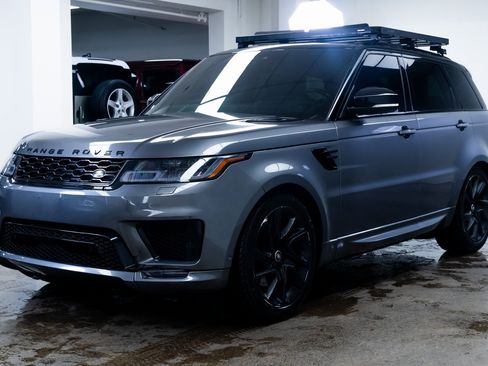 Used 2019 Land Rover Range Rover Sport HSE Dynamic image 3