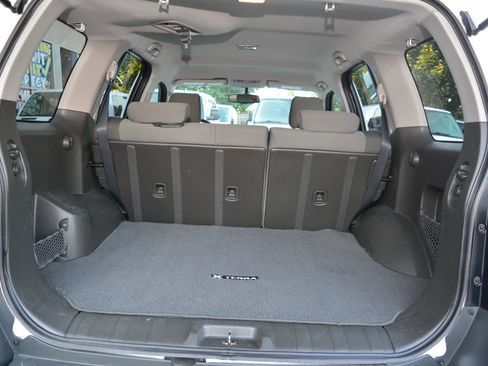 Used 2010 Nissan Xterra S image 14