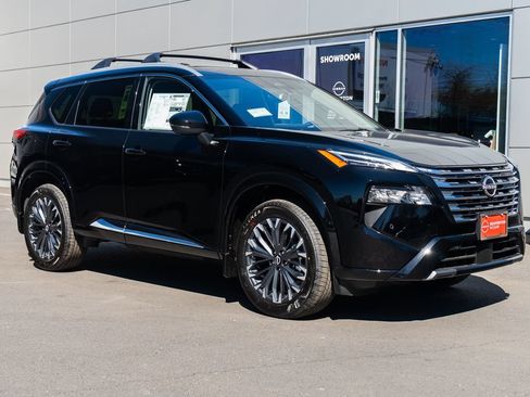New 2026 Nissan Rogue Platinum AWD/4WD image 1