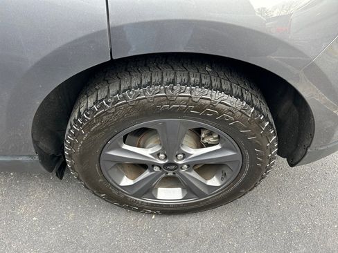 Used 2022 Ford Edge SEL w/ Sport Appearance Package image 31