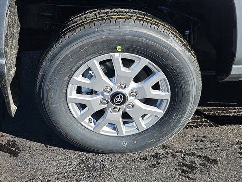 New 2026 Toyota Tacoma SR5 image 5