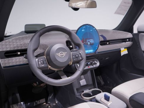 Used 2026 MINI Cooper S FWD image 6