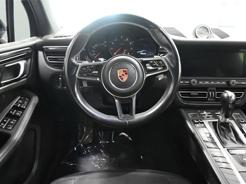 Used 2019 Porsche Macan AWD/4WD image 11