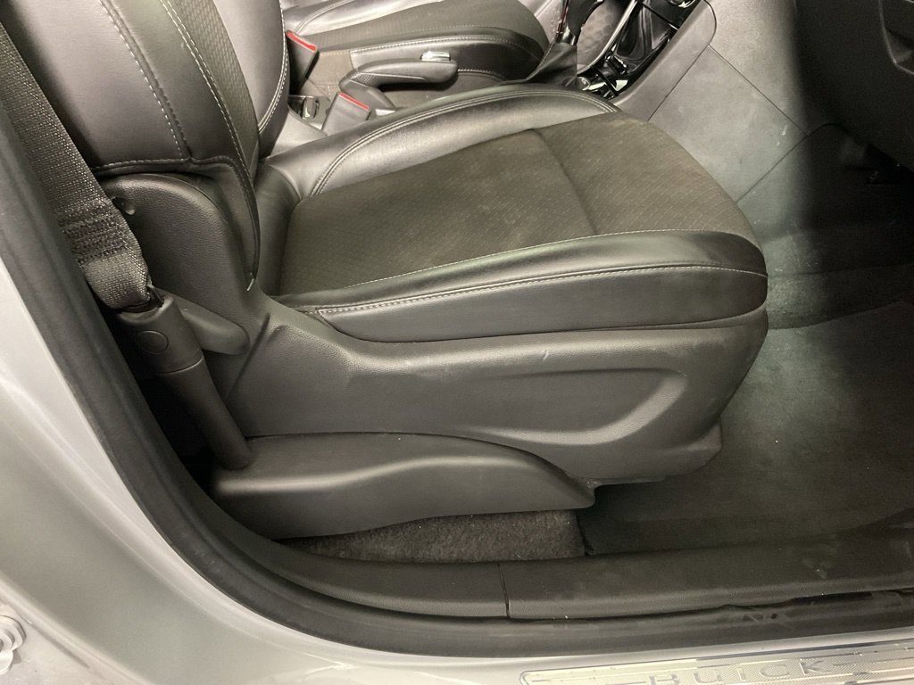 Used 2019 Buick Encore Preferred w/ Safety Package AWD/4WD image 34
