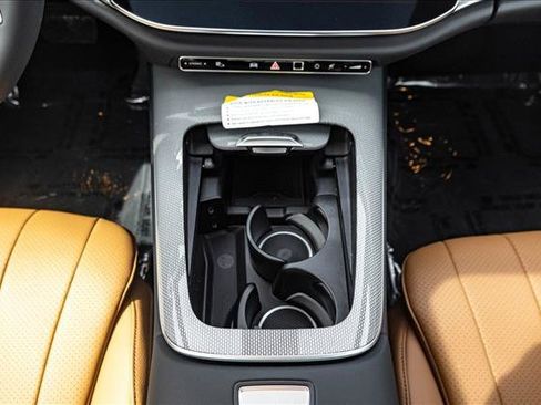 New 2026 Mercedes-Benz E 350 4MATIC Sedan image 20