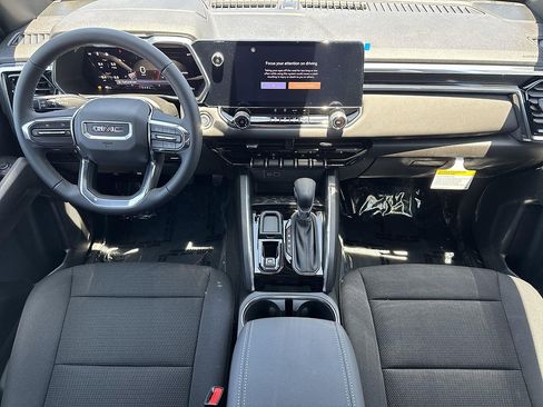 New 2026 GMC Canyon Elevation w/ LPO, Black Badging Package RWD image 7