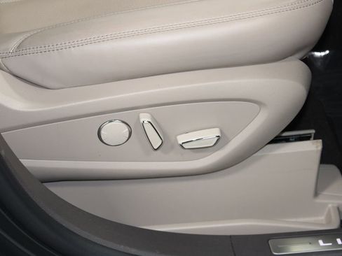 Used 2023 Lincoln Nautilus Reserve w/ Equipment Group 201A image 29