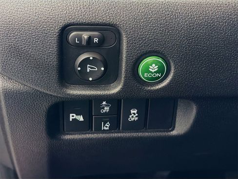 Used 2024 Honda Passport EX-L image 11