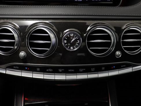 Used 2016 Mercedes-Benz S 550 4MATIC Sedan image 12