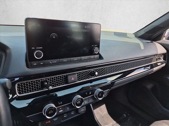 Used 2025 Honda Civic Sport image 19