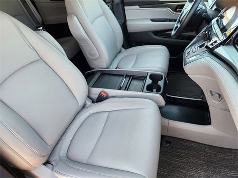 Used 2024 Honda Odyssey EX-L image 27