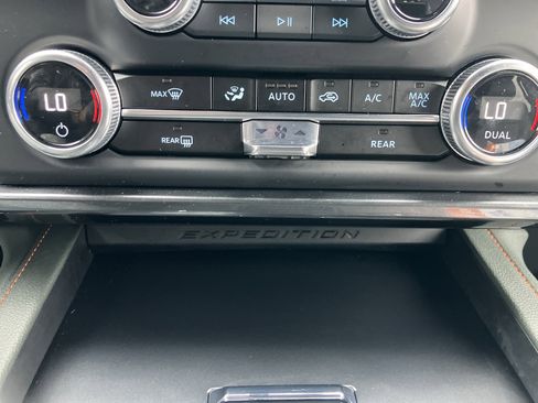 Used 2024 Ford Expedition Timberline image 36