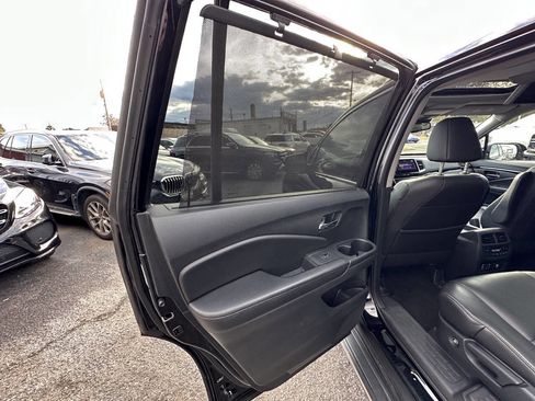 Used 2016 Honda Pilot Elite image 51