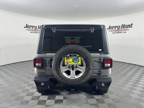 Used 2021 Jeep Wrangler Unlimited Sport AWD/4WD image 9
