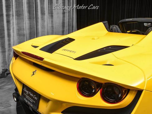 Used 2023 Ferrari F8 Tributo RWD image 42