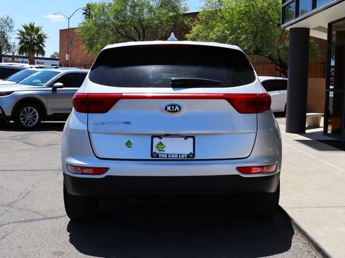 Used 2019 Kia Sportage LX FWD image 11